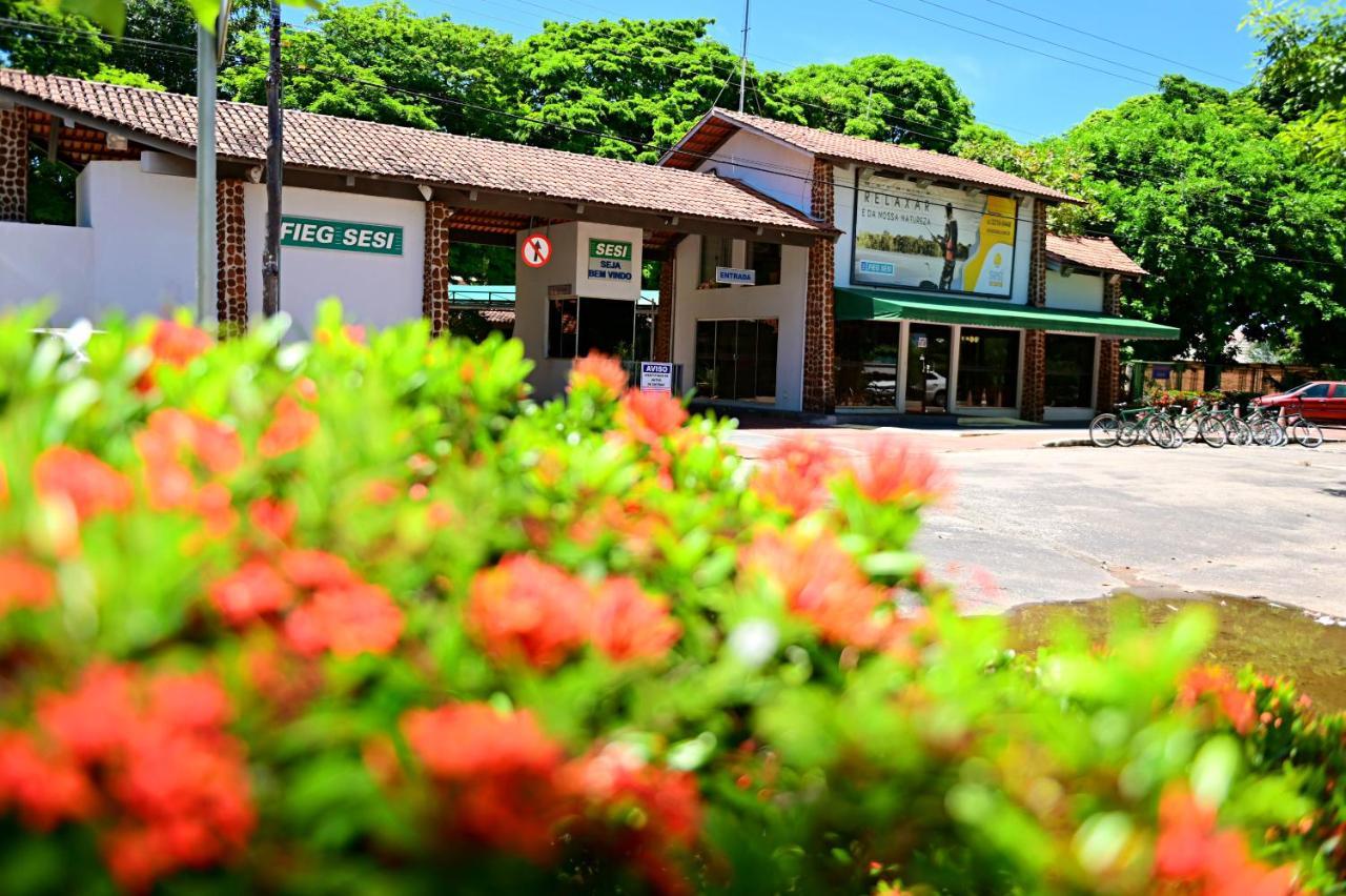 Hotel Sesi Aruanã Exterior foto